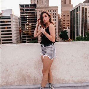 Meet your Posher, Emma